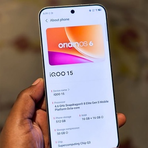 สมาร์ทโฟนรุ่น IQ OO 15 ขนาด 6.85 นิ้ว เวอร์ชันสากล หน้าจอ 144Hz ชิปประมวลผล Snapdragon 8 Elite Gen 5 รองรับการชาร์จเร็ว 100W แบตเตอรี่ 7000mAh สมาร์ทโฟนสำหรับเล่นเกม - Product Image 6