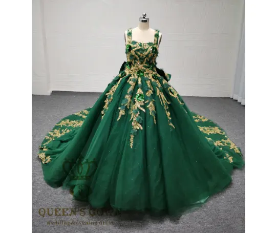 Abito da regina abito da ballo verde di lusso personalizzato colletto quadrato fiori 3D pizzo glitter fiocco staccabile abiti da ballo quinceanera