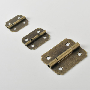 Bisagra de hierro para muebles, 4 orificios, montaje en superficie, herraje tradicional duradero para joyero, caja de madera, caja de vino, caja de embalaje - Product Image 1