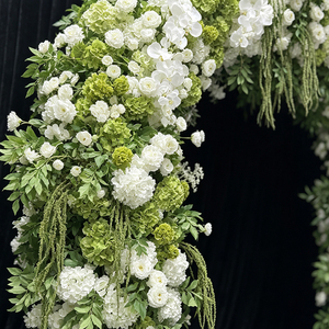 Arco Floral Colgante de Seda Verde Blanco Fresco, Decoración Realista y Moderna para Jardín, Bodas y Duchas Nupciales - Product Image 3