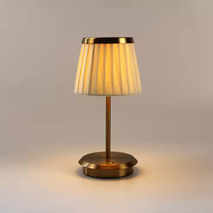 Lámpara de Escritorio LED Moderna, Ecológica y de Lujo, E14 2700K, Luz Blanca Cálida, Inalámbrica, Recargable, Táctil, Regulable, para Sala de Lectura, Dormitorio u Oficina - Product Image 1