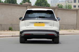 BYD Sealion 05 DM-i PHEV AWD SUV 2025, Voiture Électrique à Batterie au Lithium avec Sièges en Cuir, Pneus R18 - Product Image 2
