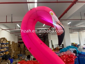 Ballon gonflable flamant rose lumineux et coloré pour la décoration <span class=keywords><strong>de</strong></span> fête musicale - Product Image 6