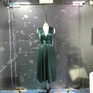 Robe de soirée dos nu à col en V, taille haute, coupe ajustée, couleur unie, en satin, longue, pour femme, vert, rouge, bleu, polyester - Product Image 4