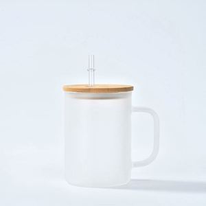 Verres à bière transparents givrés de 15 oz avec poignée, personnalisables par sublimation - Product Image 3