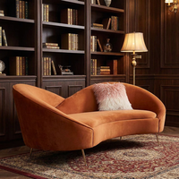 Canapé asymétrique en velours orange, canapé moderne et élégant avec pieds dorés pour hôtel, bibliothèque