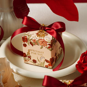 صندوق هدايا من رقائق الذهب الفاخرة بطباعة الشمبانيا لحفلات الزفاف صندوق هدايا حلوى مكعب صغير - Product Image 3