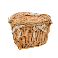 Panier en osier naturel fait main JY pour animaux de compagnie avec plaque nominative, ruban blanc, poignées en corde de jute et fermeture à boucle et ardillon, idéal pour pique-nique et fruits