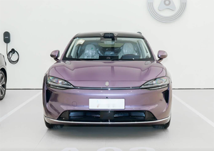 Zhijie R7 EV Max 2026 - Auto Eléctrico de Alto Rendimiento, Velocidad de 200 km/h, Autonomía de 667 km, Batería de 80 kWh, Carga Rápida, SUV de 5 Plazas - Product Image 2