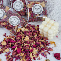 Ensemble de fleurs séchées colorées faites à la main pour mariage - Naturelles et biodégradables, parfaites pour les mariages et les baby showers.