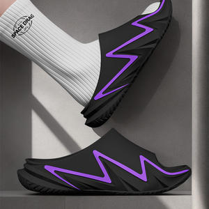 Zapatillas clásicas de moda, sandalias suaves de Eva, fabricante de <span class=keywords><strong>China</strong></span>, zuecos personalizados de dos tonos, zapatillas de jardín Eva para hombre - Product Image 1