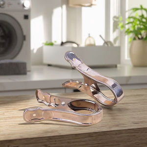 Pinzas <span class=keywords><strong>de</strong></span> metal <span class=keywords><strong>de</strong></span> acero inoxidable <span class=keywords><strong>de</strong></span> alta calidad para ropa, abrazadera <span class=keywords><strong>de</strong></span> edredón <span class=keywords><strong>de</strong></span> viento para ropa y bolsa para sala <span class=keywords><strong>de</strong></span> estar, armario y cocina - Product Image 2