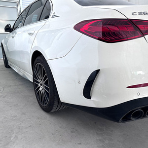 Déflecteurs de vent arrière pour Mercedes-Benz Classe C, finition noire piano, texture carbone, ABS, fixation adhésive, compatible W206 S206 2022+ - Product Image 3