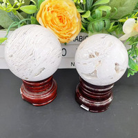 Boule de cristal de guérison naturelle de haute qualité décor Feng Shui Quartz Rose mousse Agate sphère boules pour cadeau d'énergie