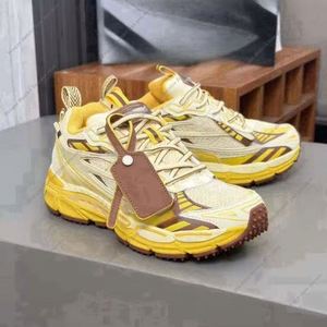 Chaussures de course basses en cuir respirant pour hommes, baskets décontractées de sport et de tennis pour femmes, confortables, souples, en maille, de sécurité, style Vogue Designer - Product Image 5