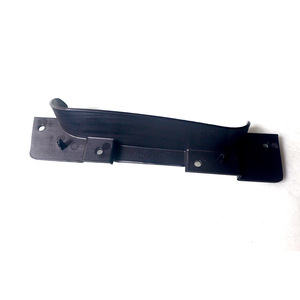 Embellecedor de punta de escape del parachoques trasero para Dodge Challenger 2015-2023 68260105AA 68260104AA Pieza de plástico - Product Image 4