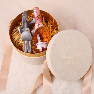 Double-sided Bow Handheld Girly Wedding Candy Box Glossy Lamination Embossing Rigid <b>Boxes</b> for Birthday Valentine's Day Packaging - Product Image 4