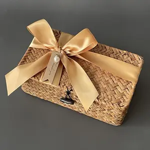 Top sellers 2023 for New natural straw handmade rectangle wedding gift box make up organizer storage basket