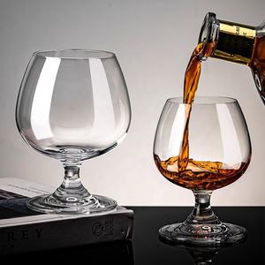 Ensembles de <span class=keywords><strong>verres</strong></span> à vin rouge à pieds courts de luxe <span class=keywords><strong>verres</strong></span> à vin de Bourgogne à cognac à tige épaissie avec porte-gobelet en métal - Product Image 2