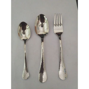 ชุดช้อนส้อมสแตนเลสพรีเมียม ขัดเงาอย่างประณีต ด้ามจับลายตอกอย่างมีเอกลักษณ์ ให้ลุคหรูหราสำหรับโต๊ะอาหาร ราคาขายส่ง - Product Image 2