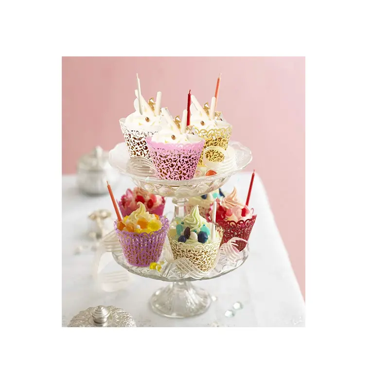 Cupcake Wrappers Artistico Bake Bolo Papel Filigrana Little Lace Liner Baking Cup para Festa de Casamento Decoração de Aniversário