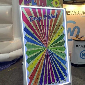 Juego de Plinko LED Retro Personalizable para Interiores, de Madera y Metal, con Ranura para Tarjetas de Sorteo, para Carnavales, Guarderías, Centros Comerciales y Locales de Bebidas - Product Image 6