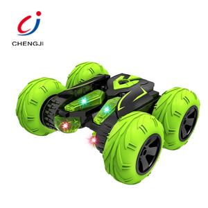 Auto Telecomandata Acrobatica Chengji, 2.4GHz, Elettrica, Multifunzione, Rotazione a 360°, Controllo Remoto - Product Image 2