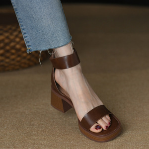 Zapatos de Plataforma Beige con Punta Cuadrada y Detalle de Nudo, Parte Superior de PU, Suela de Goma, Cómodos para Todas las Temporadas, Tacón Grueso, Envío Directo - Product Image 5