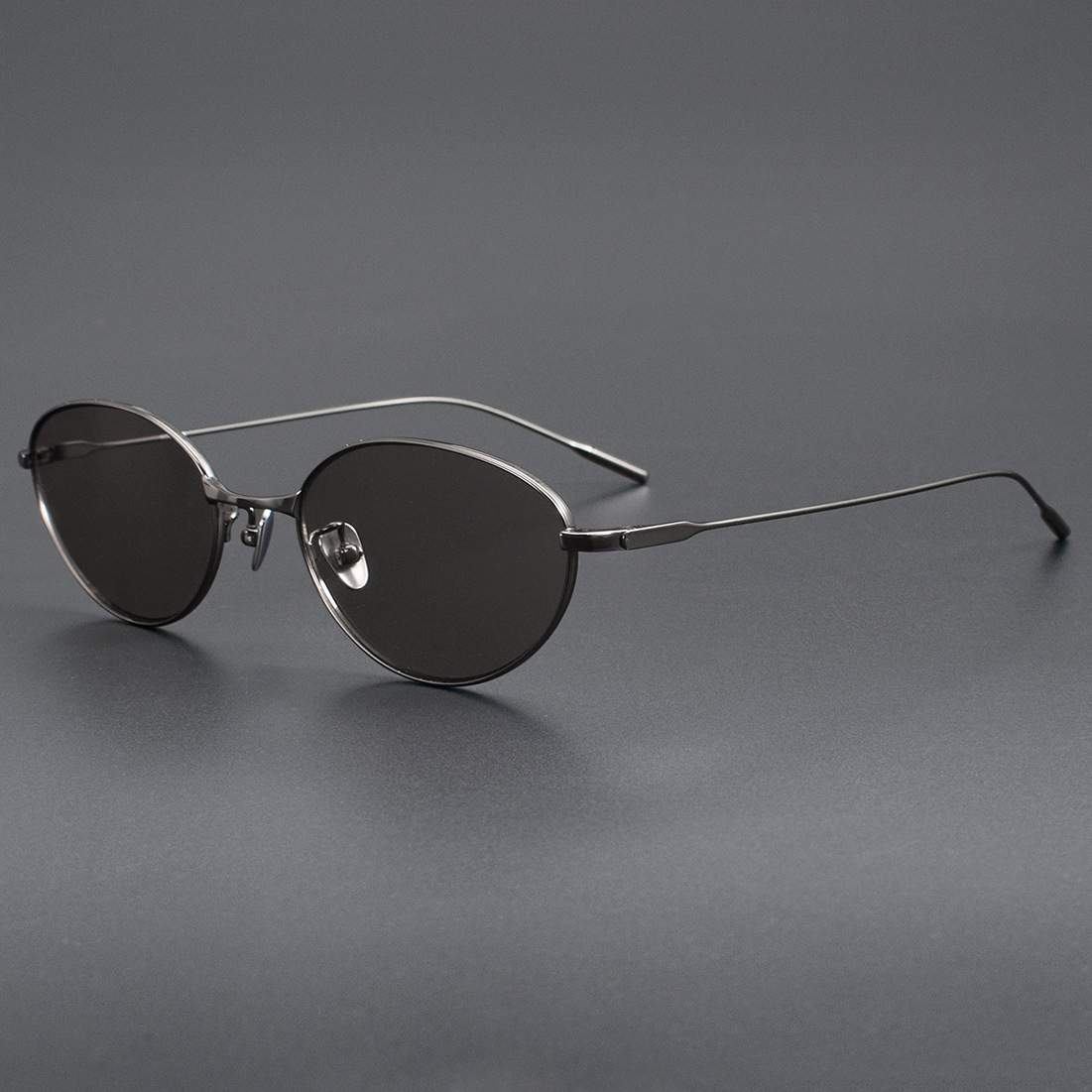 Montatura C3 color canna di fucile / Lenti grigie