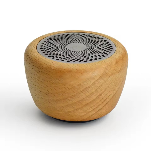 Wooden Speaker Sound Amplifiers Mini Speaker Creative Wireless Speakers Suit for Car Handsfree Portable Speaker Music Player