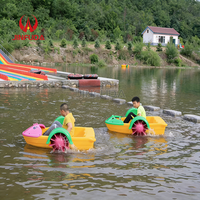Nouveau modèle Bateau à pagaie pour enfants Jouet aquatique Bateau jouet Ferry Boat Utilisation intérieure et extérieure