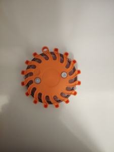 Luz de Seguridad Intermitente LED, Señal de Emergencia para Tráfico, Bengala de Seguridad Vial para Automóviles, Luz de Emergencia Intermitente, Impermeable y con Visibilidad de 360° - Product Image 3