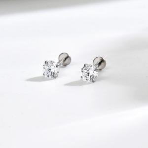Boucles d'oreilles clous en acier inoxydable plaqué or avec zircon, hypoallergéniques, pour mariage, fiançailles ou cadeau - Product Image 4