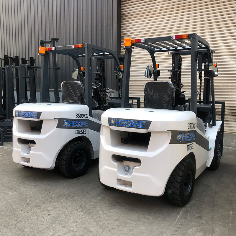 Hot Sales Diesel Forklift Four wheel