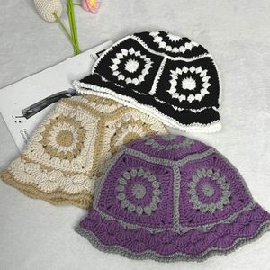 Sombrero de Pescador de Ganchillo Floral Hecho a Mano, Suave, Tejido, Unisex, Casual, para Invierno, Pesca y Viajes - Product Image 6