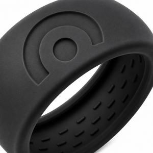 Coque de protection en silicone personnalisée avec logo OEM pour Oura Ring 5/4, Galaxy Ring, RingConn, Ultrahuman – Noir, grand logo en relief, marque - Product Image 2