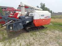 Récolteuse de riz d'occasion de haute qualité Kubota 688Q année de fabrication 2016-2021