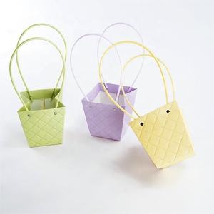 Sac en papier imperméable trapézoïdal Macaron motif losange un morceau d'argile boîte à fleurs à main sac en papier kraft - Product Image 6