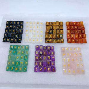 Ensemble de pierres runiques <span class=keywords><strong>en</strong></span> obsidienne noire naturelle Viking Lettre gravée Sorcellerie nordique Ensembles de cristaux de guérison pour la <span class=keywords><strong>divination</strong></span> - Product Image 3