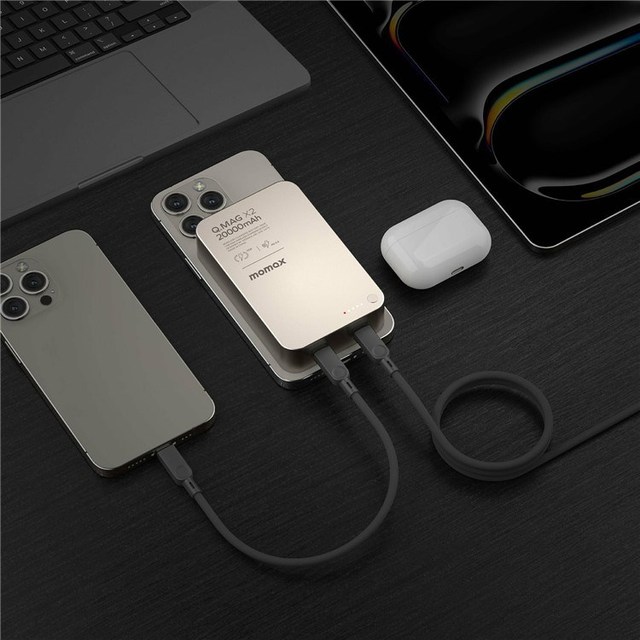 MOMAX Q.MAG X2 Magnetic Power Bank Aluminum Alloy+Tempered Glass Wireless Charging Battery Pack