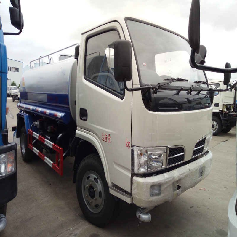 SINOTRUK HOWO 4x2 RHD тележка для полива грузовик для распыления воды от производителя