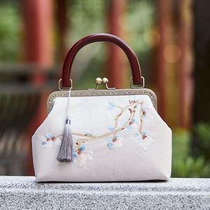 2023 nouveaux produits Cheongsam Style ancien sac à main rétro femmes or sac à la main dîner <span class=keywords><strong>république</strong></span> de chine Style sac - Product Image 1