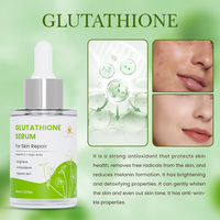 Marque privée OEM ODM Sérum pour le visage hydratant blanchissant anti-rides à la vitamine C, acide kojique et glutathion
