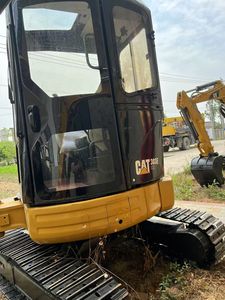 Mini-excavatrice compacte CAT 303E avec peu d'heures de fonctionnement, excavatrice hydraulique Caterpillar pour travaux d'aménagement paysager, travaux utilitaires, construction et chantier - Product Image 2