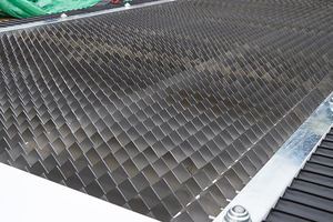 Machine <span class=keywords><strong>de</strong></span> découpe laser à fibre avec réduction <span class=keywords><strong>de</strong></span> 25 % et <span class=keywords><strong>livraison</strong></span> en 25 jours pour métaux, contreplaqué, bois, pierre et feuilles <span class=keywords><strong>de</strong></span> cristal, avec refroidissement par eau - Product Image 4