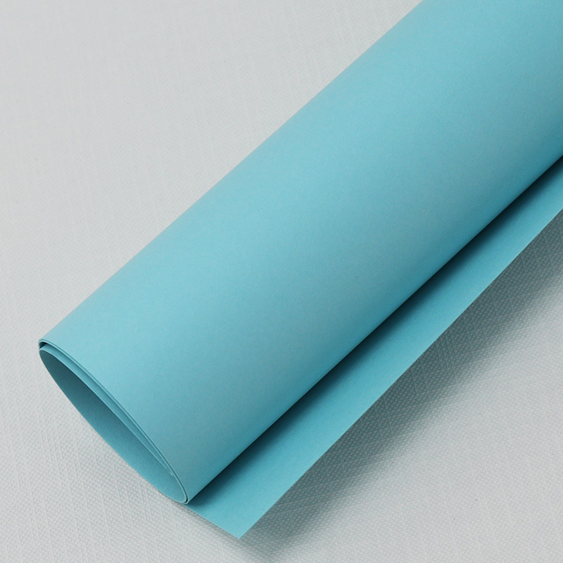 Azzurro cielo, 250g, completamente aperto.