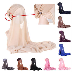 Hijab confortable pour femmes musulmanes avec bouton sans silicone et design fluide - Product Image 5