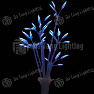 Lumière décorative en forme de feuille cyan avec résine époxy PVC, LED, étanche IP65 et à intensité variable pour la décoration extérieure de jardins, parcs et paysages - Product Image 3