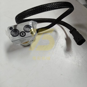 วาล์วนำร่องเครื่องจักรก่อสร้าง 702-21-62200 7022162200 เหมาะสำหรับรถขุด PC200-8 PC210-10 PC300-8 PC350-8 - Product Image 5