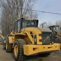Cargadora de Ruedas Volvo L105 Usada de Alto Rendimiento, 5 Toneladas, Motor Kawasaki en Excelentes Condiciones, en Venta